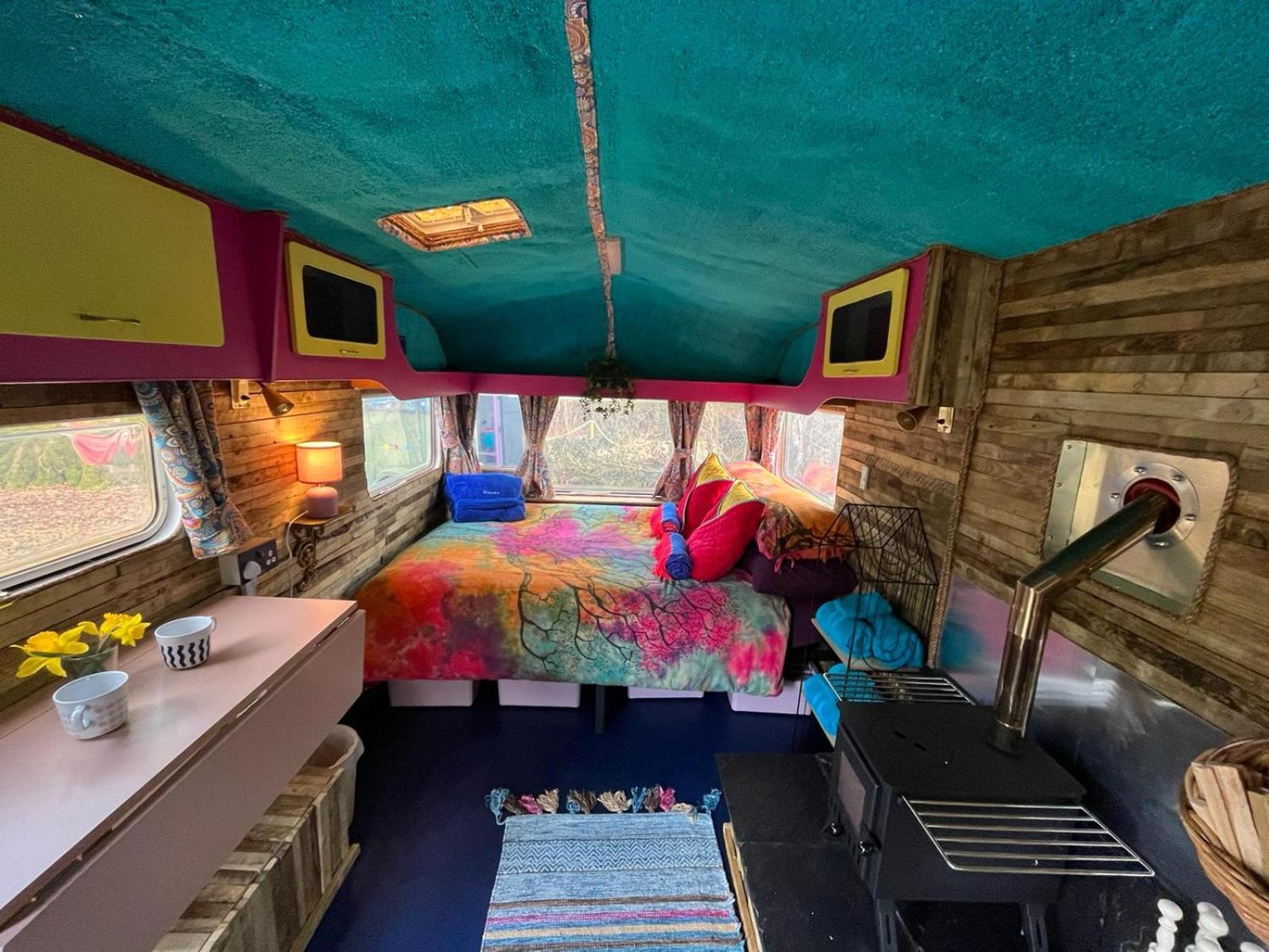Budget Stay, In Lovely Private Setting With Rustic Charm, Log Burner, Fire Pit, Campers Kitchen & Eco Loo No Bedding Supplied Нарбърт Екстериор снимка